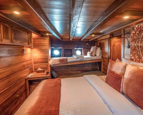 Anne Bonny Cabin 2